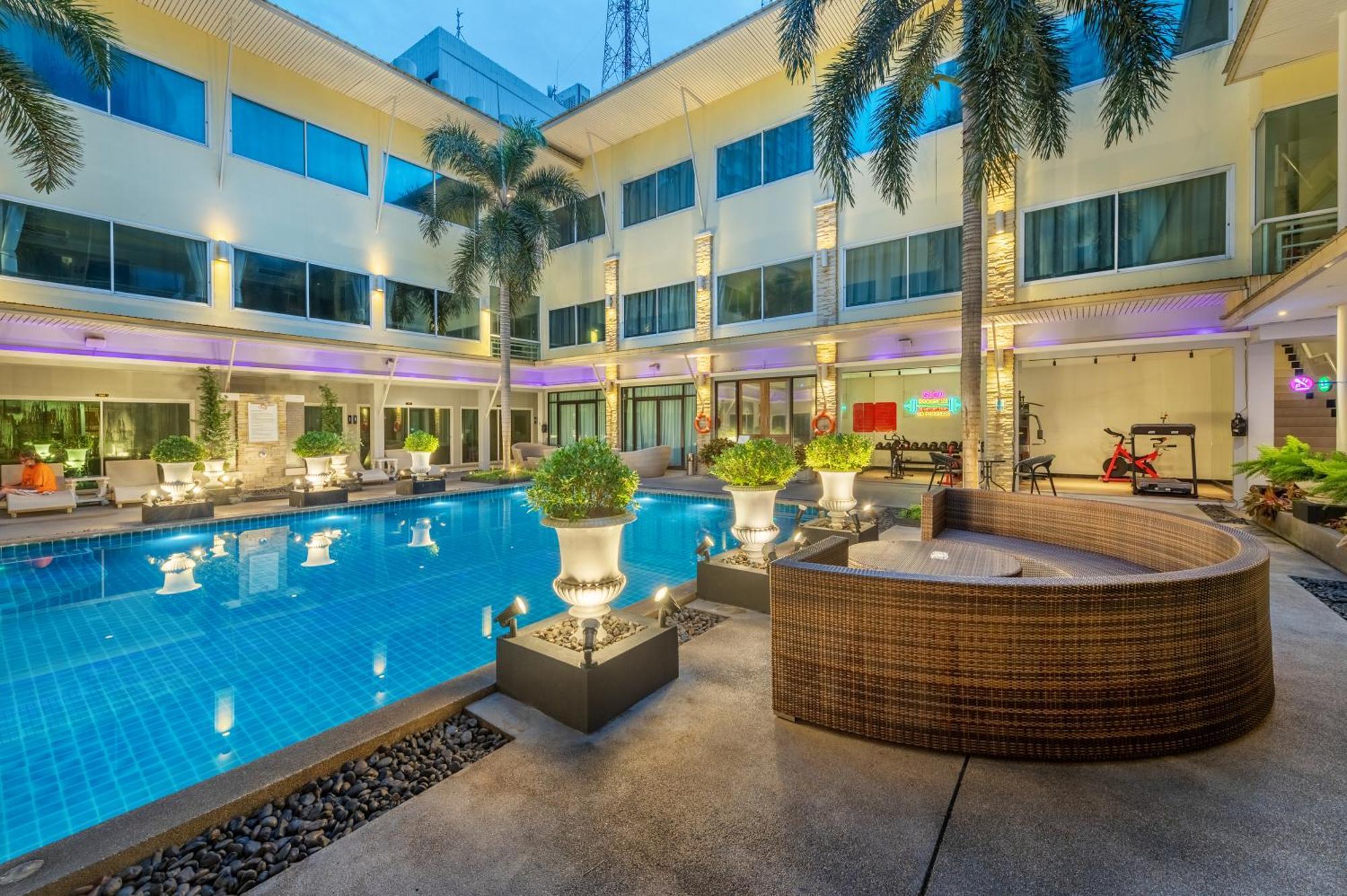 Qiu Hotel Sukhumvit Sha Plus Bangkok Exterior foto