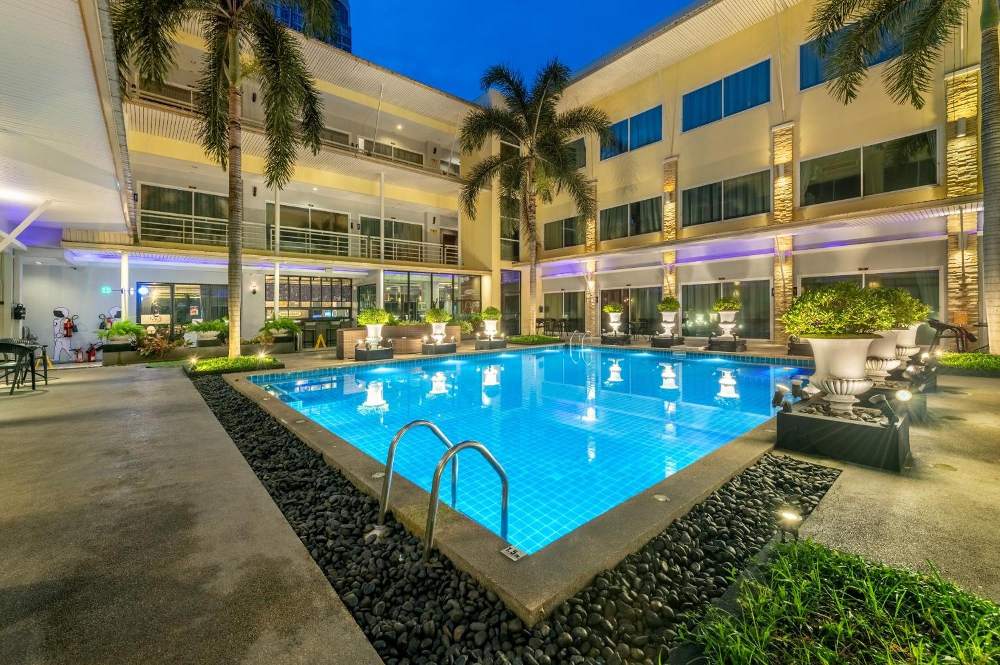 Qiu Hotel Sukhumvit Sha Plus Bangkok Exterior foto
