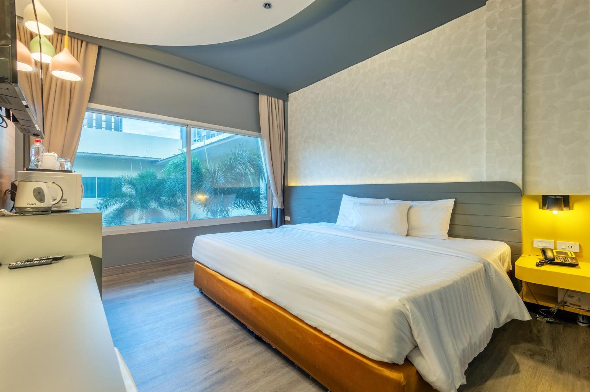 Qiu Hotel Sukhumvit Sha Plus Bangkok Exterior foto