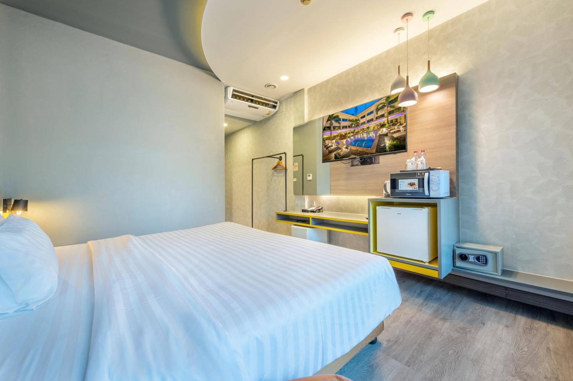 Qiu Hotel Sukhumvit Sha Plus Bangkok Exterior foto